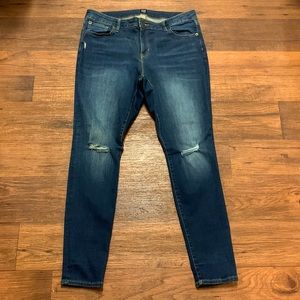 Gap Skinny Jeans For Woman Size 33/Regular. Like New! 💋🤩